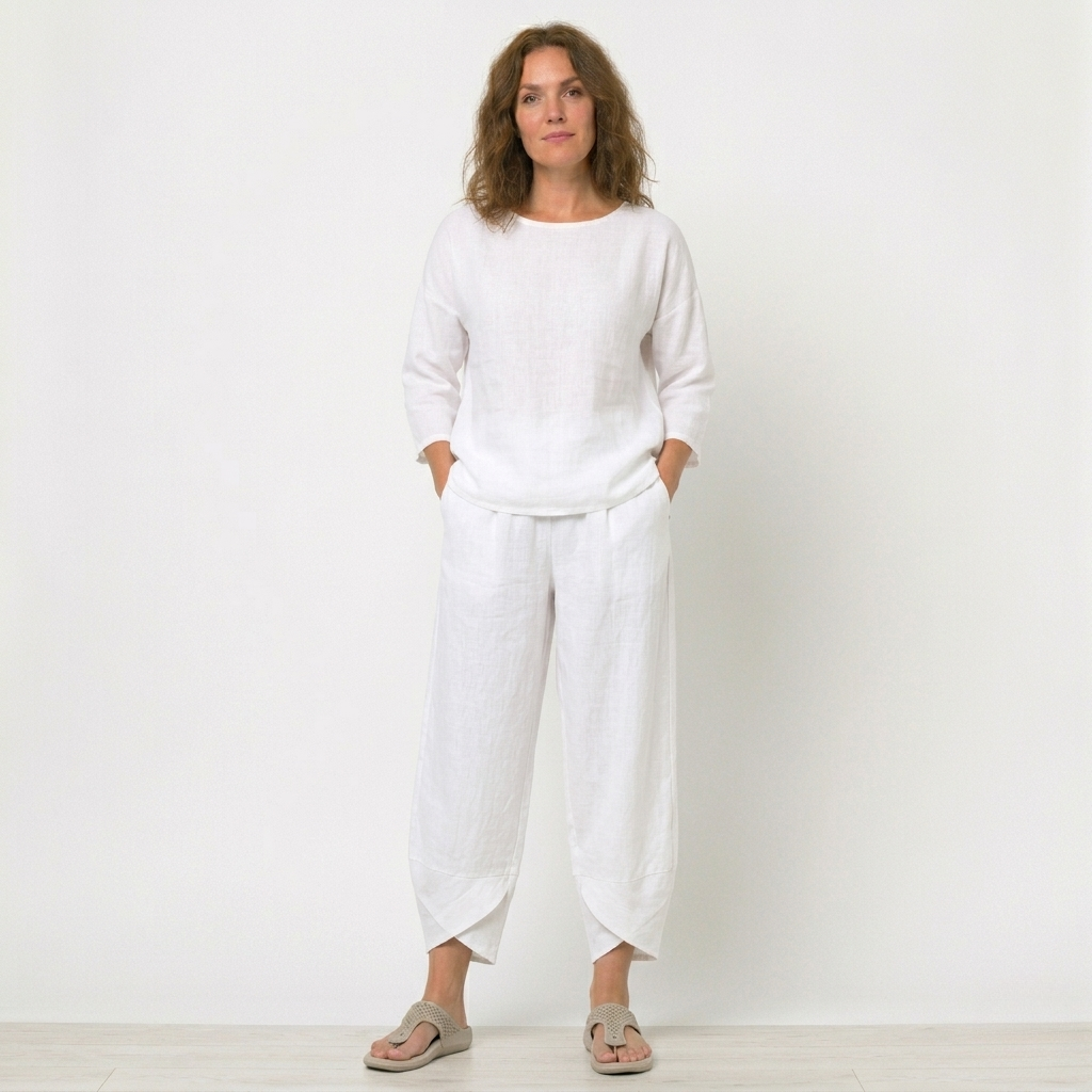 Elegant high-waisted tulip hem trousers for women. Comfortable, quick-dry fabric, perfect for casual outfits.