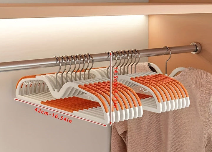 Keep clothes neat with 40 non-slip, short neck clothes hangers featuring 360-degree rotating hooks for easy access.