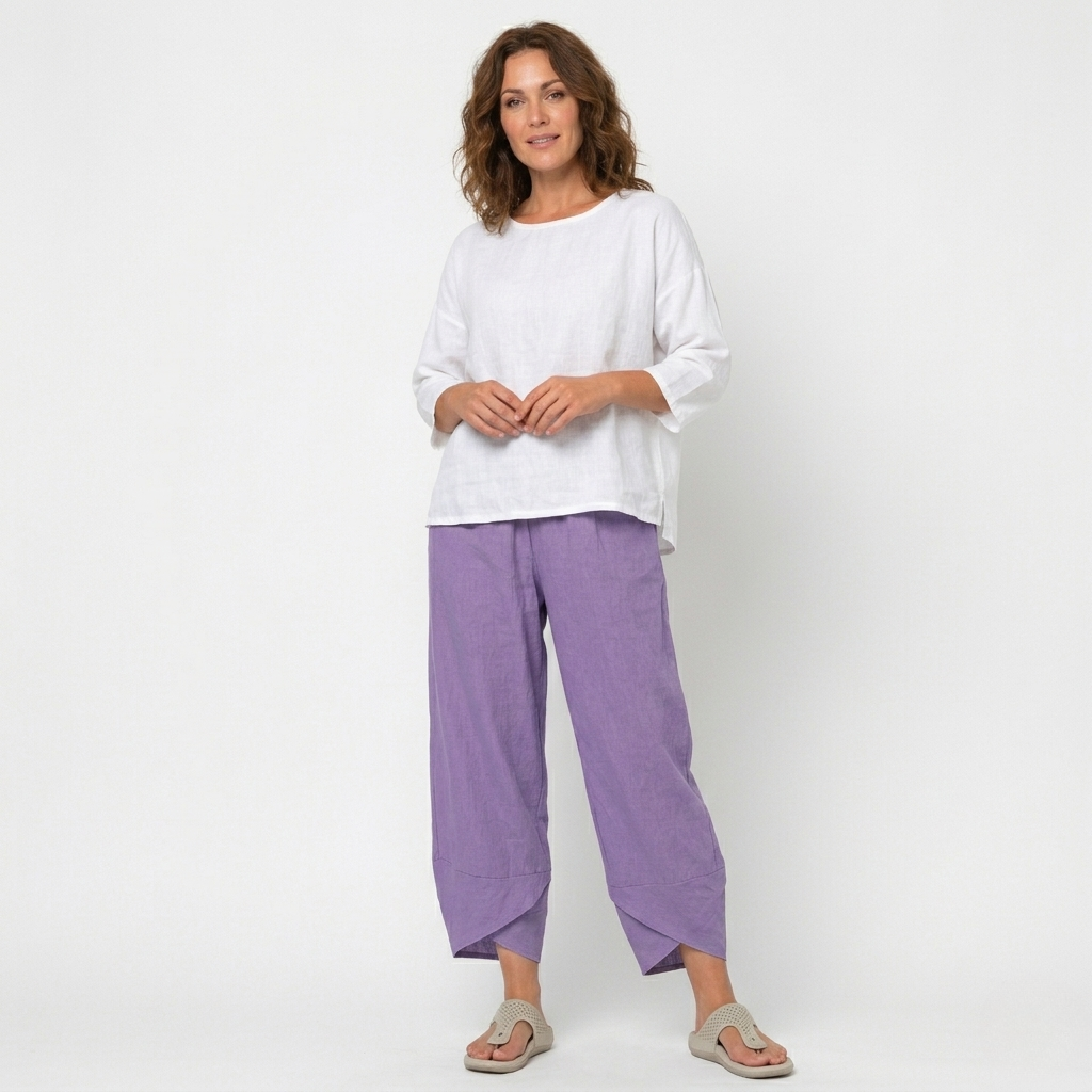 Fashionable women's tulip hem trousers, high-waisted design for a chic, relaxed summer look.