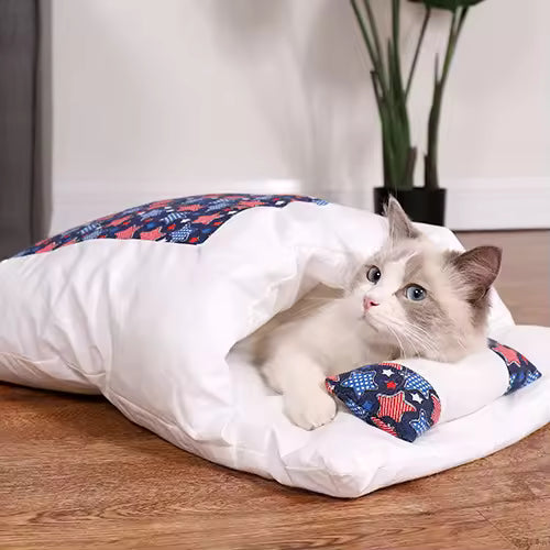 Cat's ComfyCave Plush Bed - Warm & Secure Sleeping Bag for Cats