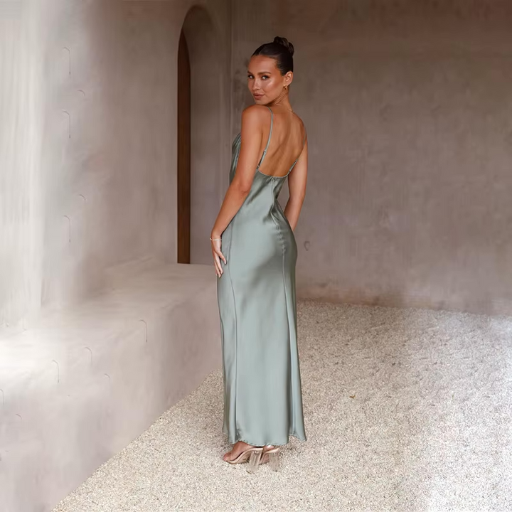 Formal elegant open back maxi dress for women, a beautiful choice for special evening events.