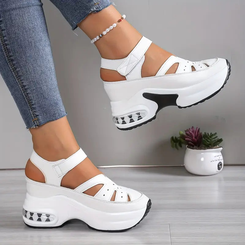 Everyday women's orthopedic shoes with ergonomic design for all-day support, pressure relief & comfortable walking.