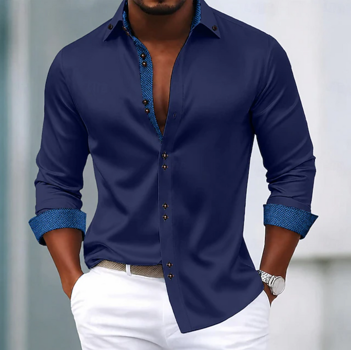 Versatile men's classic collar shirt, an everyday wardrobe essential for refined smart casual and business casual looks.