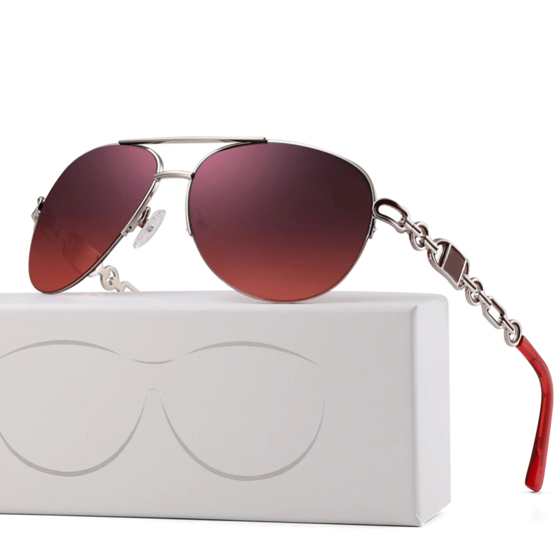 Trendy women's sunglasses with polarized lenses, ideal for reducing glare and blocking harmful UV rays.