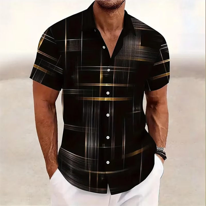 Stylish men's patterned short-sleeve shirt, ideal for smart casual spring & summer looks. Comfortable & versatile.