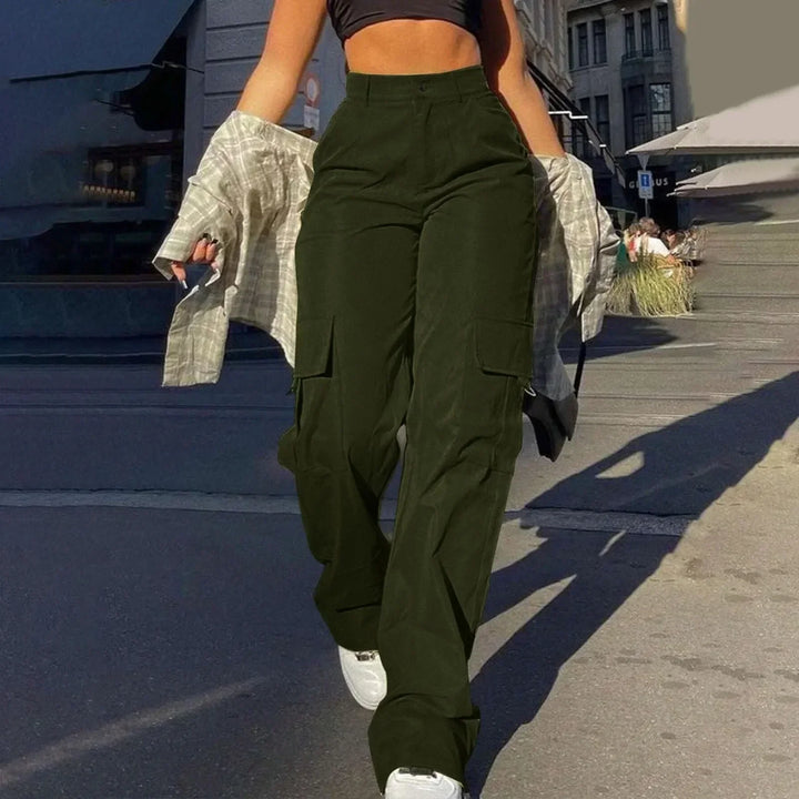 Trendy women's high-waist relaxed fit cargo pants, comfortable & versatile for casual fashion streetwear.