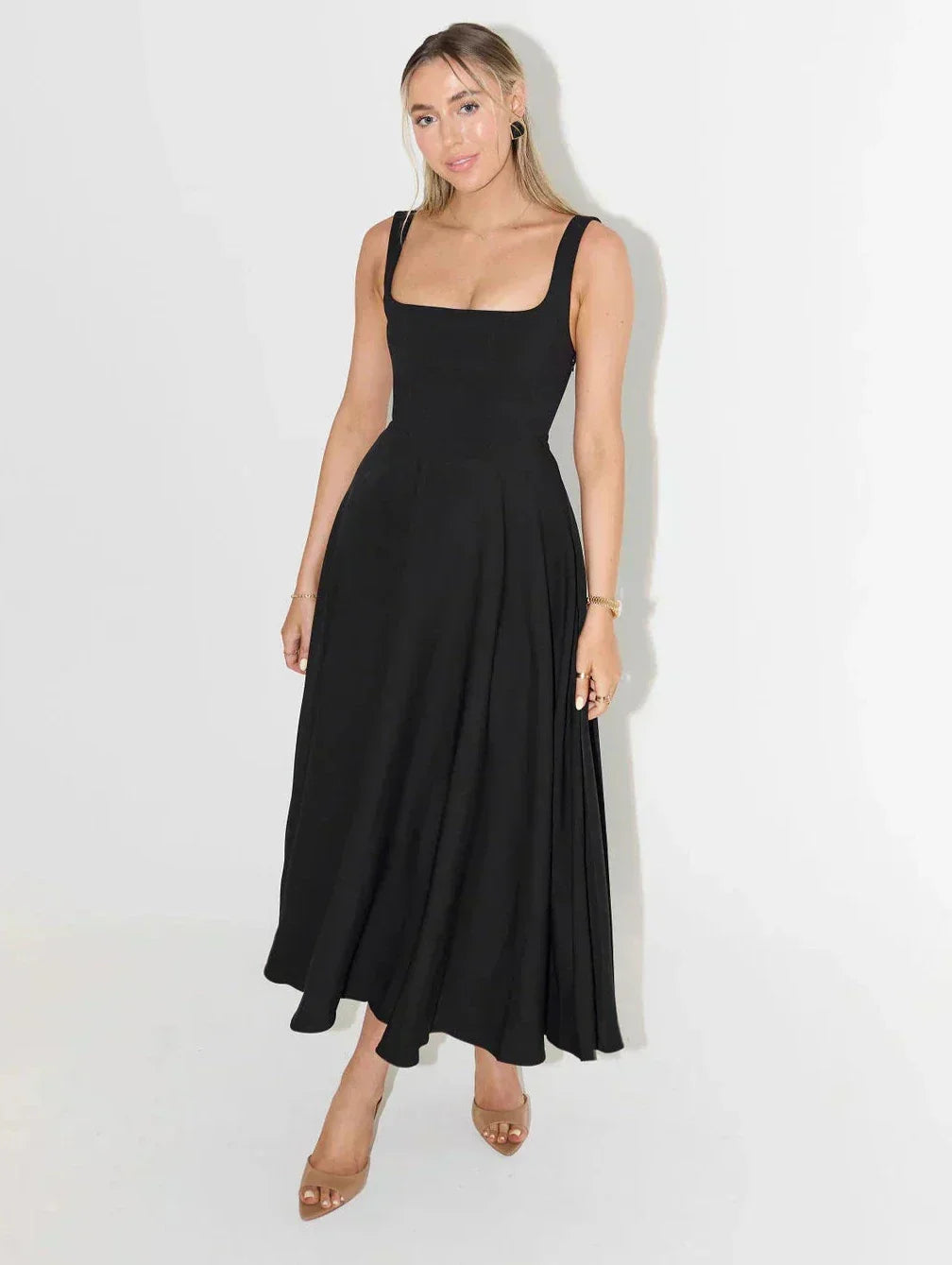 Chic women's square neck A-line midi dress, versatile for elegant summer events or comfortable spring casual wear.