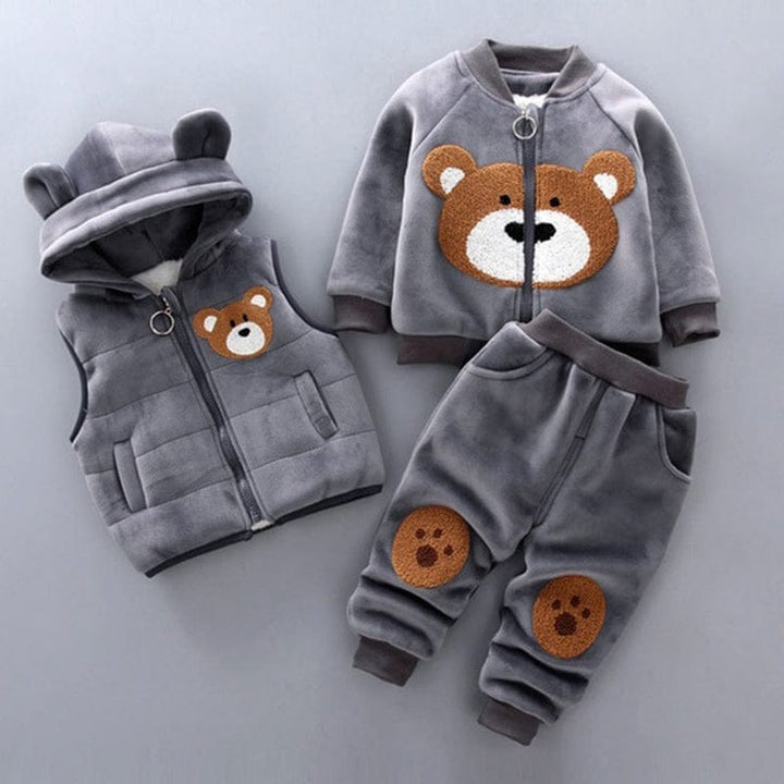 Adorable bear outfit set for infants & toddlers. Cute, cozy children's clothing for boys & girls.