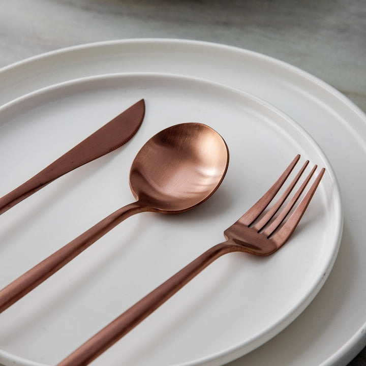 Aurora Cutlery Set, a versatile choice for casual meals and formal dinners.