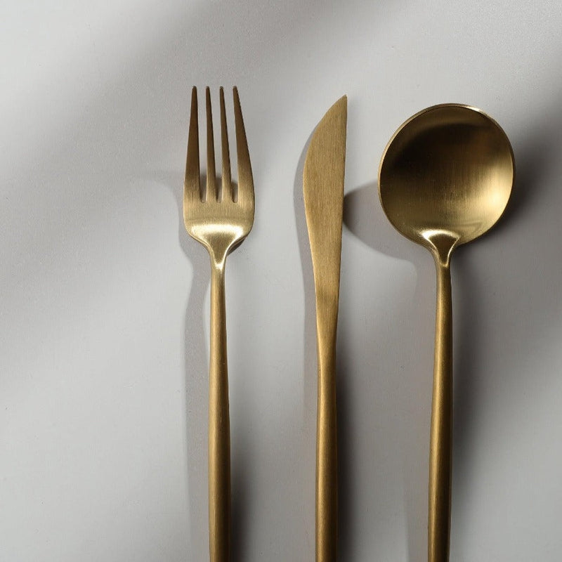 Durable Aurora cutlery, designed for long-lasting use. Modern and stylish.
