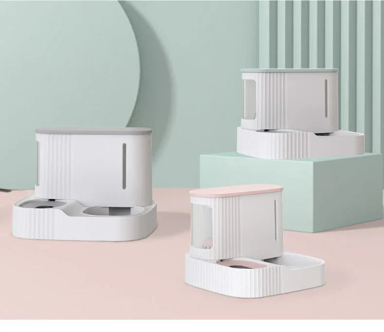 Automatic cat food & water dispenser ensures constant nutrition & hydration. Essential modern cat feeder & waterer.