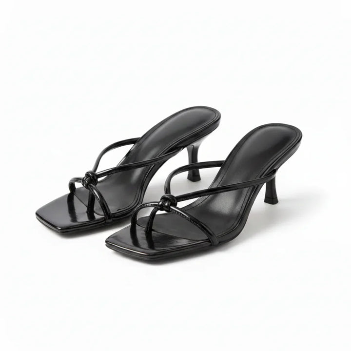 Fashionable women's heeled knot sandals, offering elegance & comfort for summer events and casual chic.