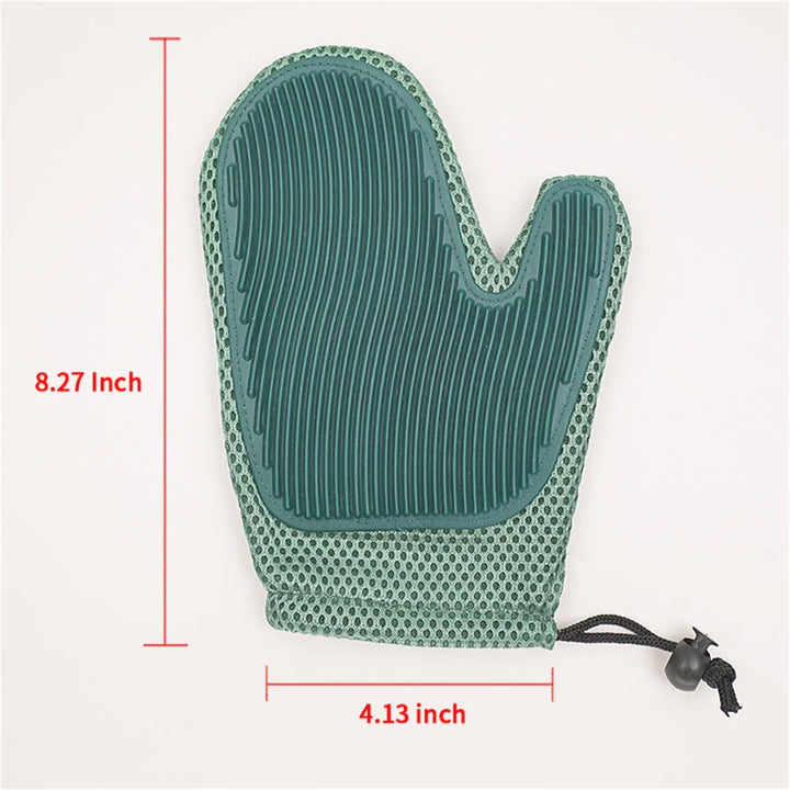 Pet grooming massage glove for cats, efficiently removes loose fur and provides a comfortable, soothing massage.