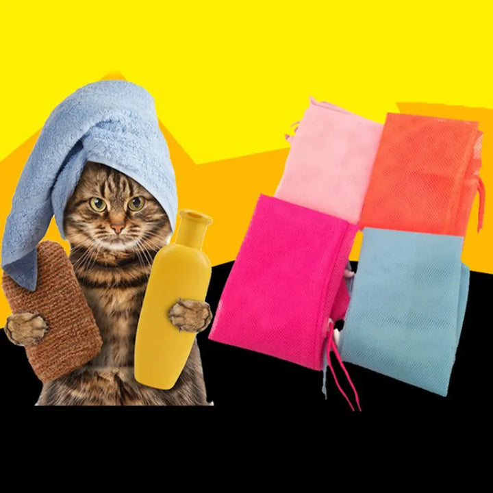 Waterproof cat bathing bag, perfect for gentle washing & preventing scratches during pet care routines.