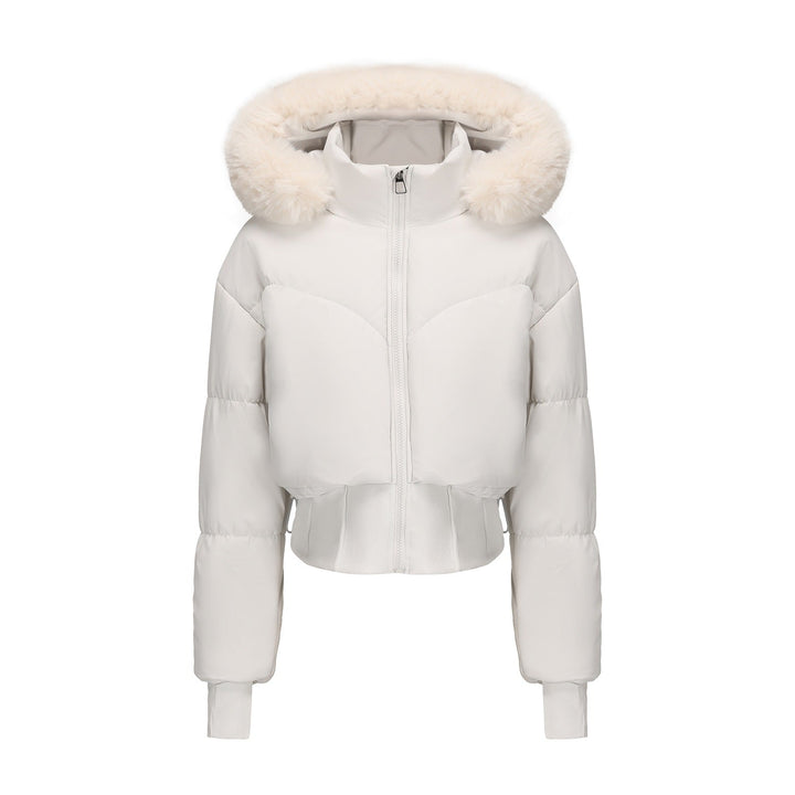 Warm cropped winter jacket for women, featuring a luxurious faux fur hood, perfect for casual fashion.