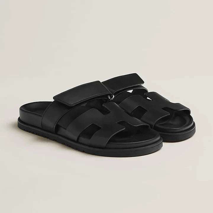 Stylish women's sandals, versatile summer footwear for both elegant and casual occasions.