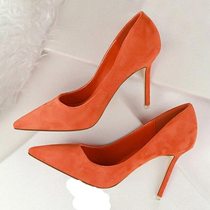 Versatile women's pumps, black stiletto high heels for elegant fashion.