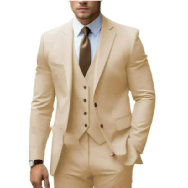 Men's party suit: a classic 3-piece design with waistcoat for elegant events.