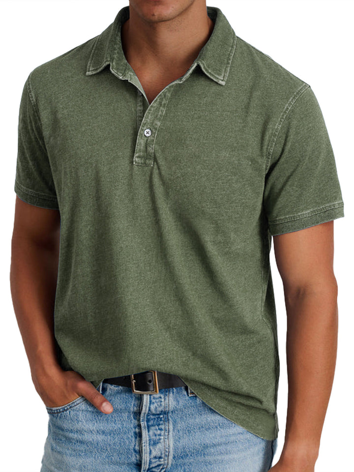 Comfortable men's polo shirt, classic style, suitable for smart casual looks.