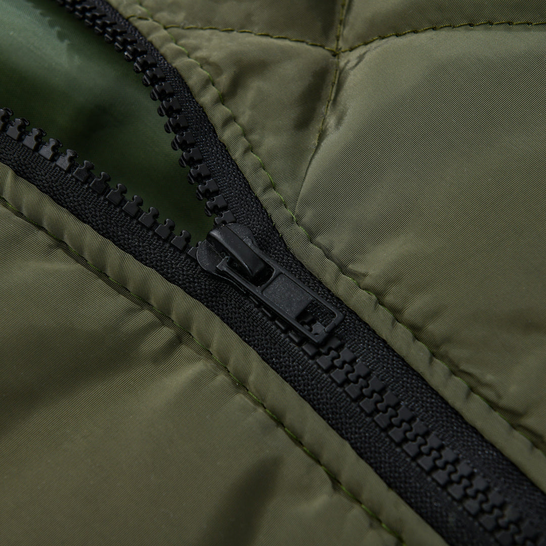Versatile men's classic quilted bomber jacket, great for casual everyday wear in fall or mild winter.