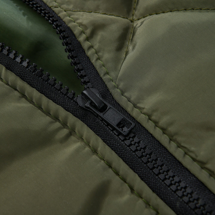 Versatile men's classic quilted bomber jacket, great for casual everyday wear in fall or mild winter.