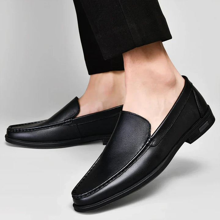 Stylish men's fashion loafers, classic slip-on design for modern elegance and comfort.