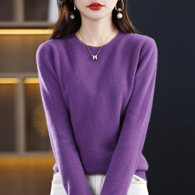 Classic women's round neck pullover, soft knit for effortless style & everyday comfort.