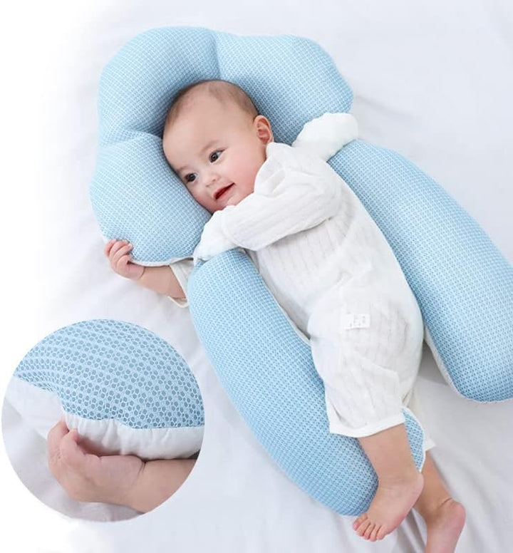 Detail of the breathable fabric on the baby support cuddle nest, gentle for newborn skin.