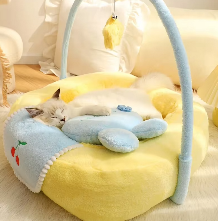 Cozy duck-shaped cat bed, soft and plush for feline comfort & relaxation.