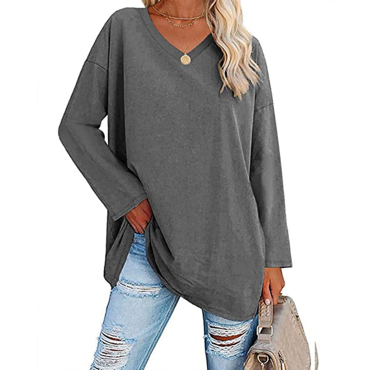 Versatile women's oversized sweater for fall fashion, perfect for casual layering.