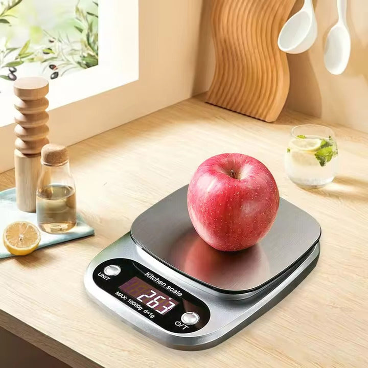 High-precision digital kitchen scale for exact baking and cooking measurements.