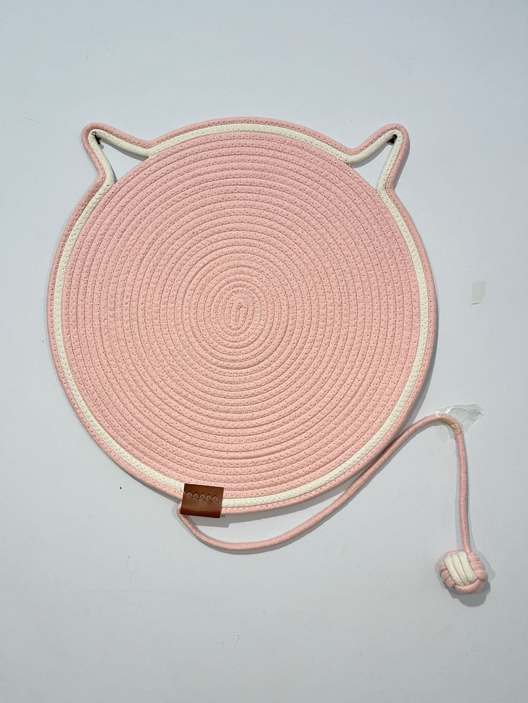 Durable cat scratching rug & mat, stylish pet supply for feline claw health, offering excellent furniture protection.