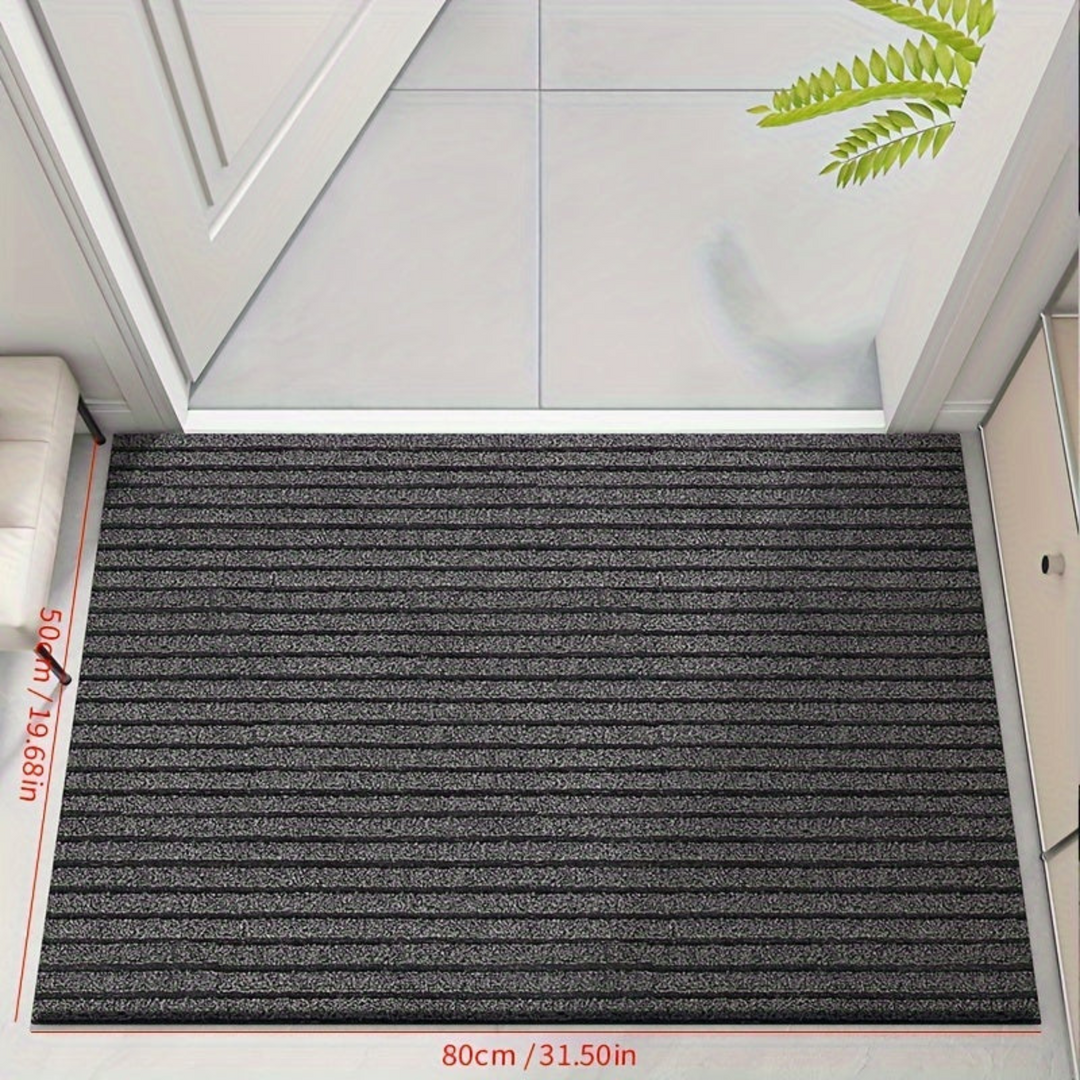 Durable gray weatherproof outdoor entryway rug with non-slip backing, ideal for high-traffic entrance areas.