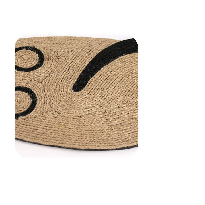 Cute mouse-shaped sisal scratching mat for cats, offering a playful surface for claw care and entertainment.