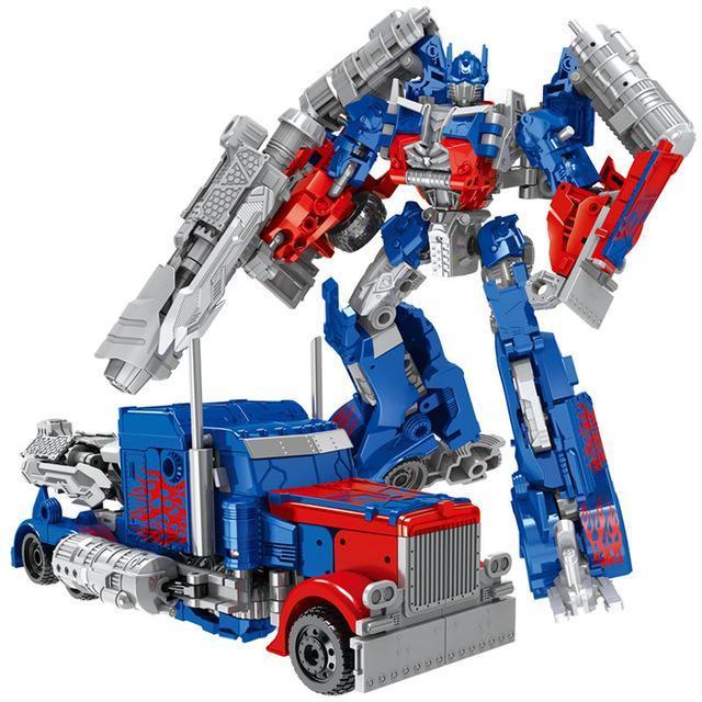 Kids' transforming robot car toy, ages 5+. Dynamic action figure changes from futuristic vehicle to powerful robot.