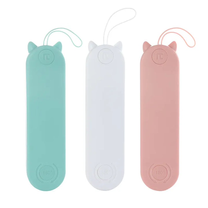 Pet's electric fur brush for easy grooming, detangling, and massage. Ideal for cats, dogs, and all pet fur types.