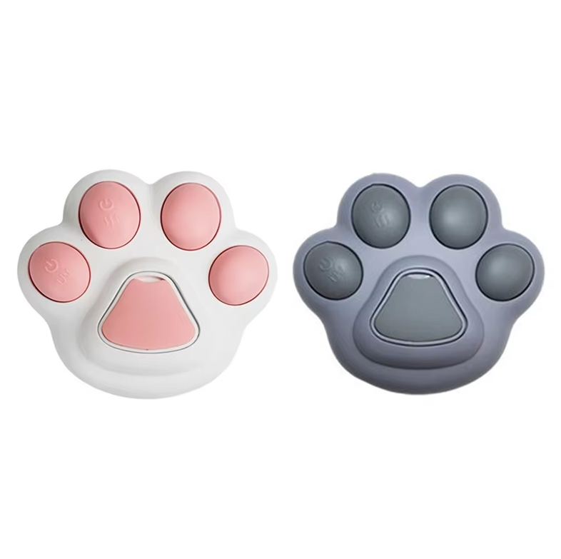 Soothing electric pet grooming brush with spray function, providing a comfortable and effective deshedding experience.
