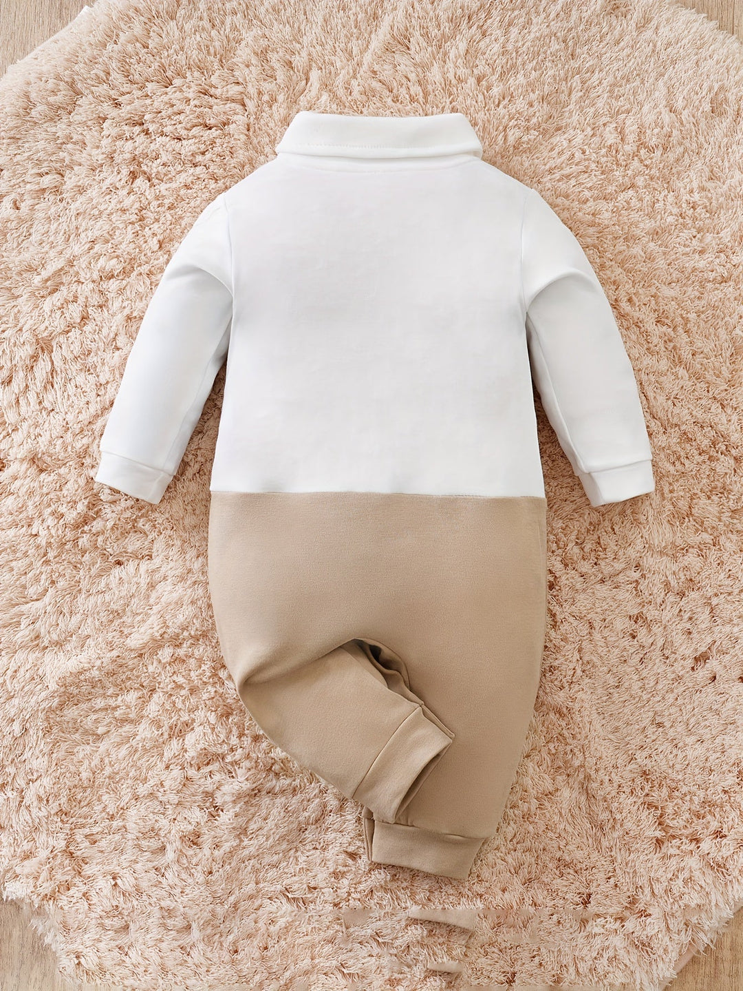 Chic Oliver Gentleman Romper for baby boys, featuring a stylish bow tie. Perfect infant formal wear & fashion.