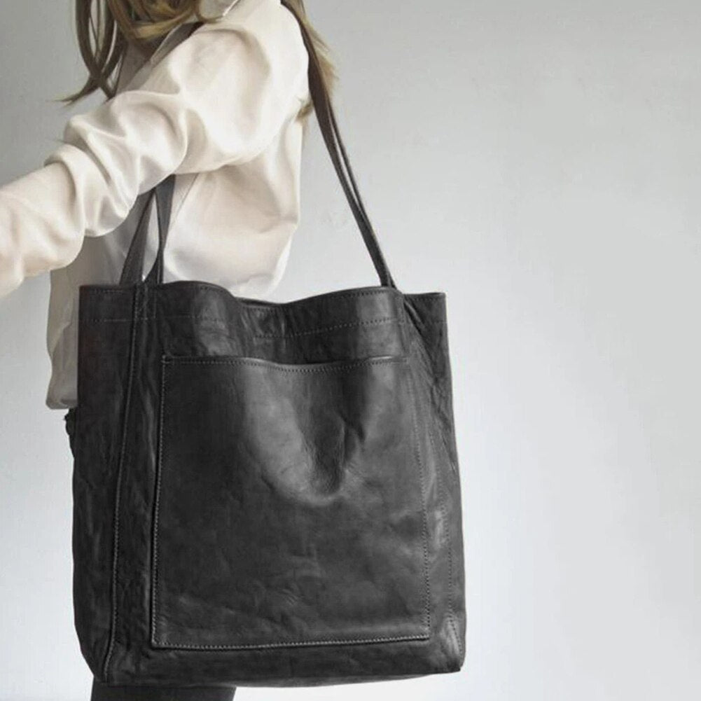Chic women's handbag made from faux leather, ideal for a sophisticated everyday look