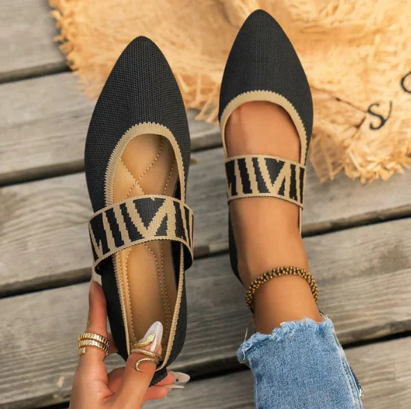 Elegant black pointed toe ballet flats for women, comfortable and versatile daily wear shoes