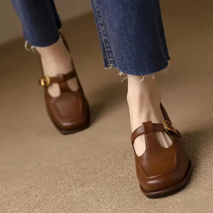 Women's formal T-strap block heel shoes, featuring a timeless and elegant silhouette
