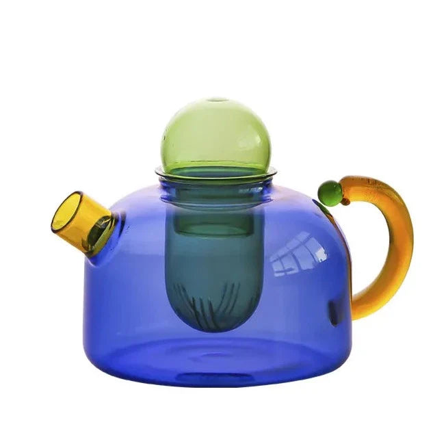 High-quality borosilicate glass tea set, showcasing clarity and elegant craftsmanship.