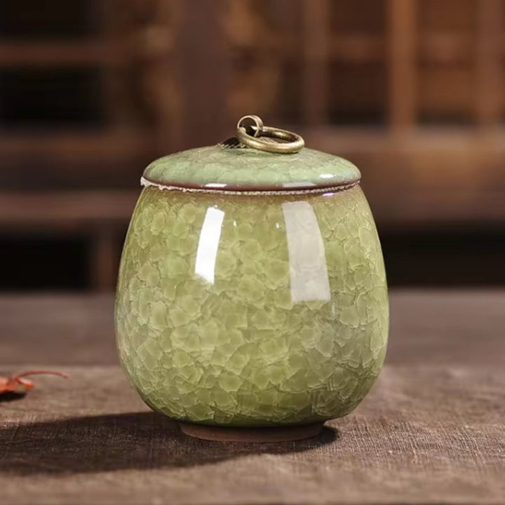 Thoughtful bereavement gift: Ceramic pet urn with craquelé glaze, a touching ash keepsake.