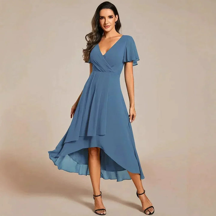 Elegant women's V-neck A-line maxi dress, an ideal choice for both day and evening wear.
