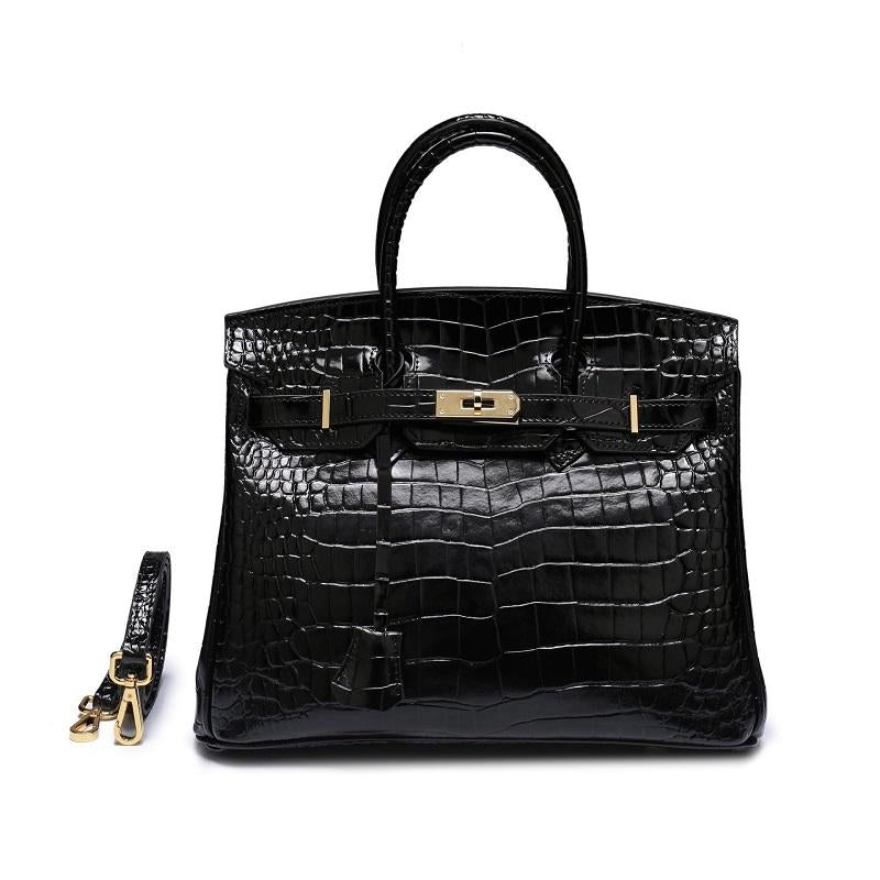 Elegant women's luxury leather handbag, a sophisticated everyday fashion accessory.