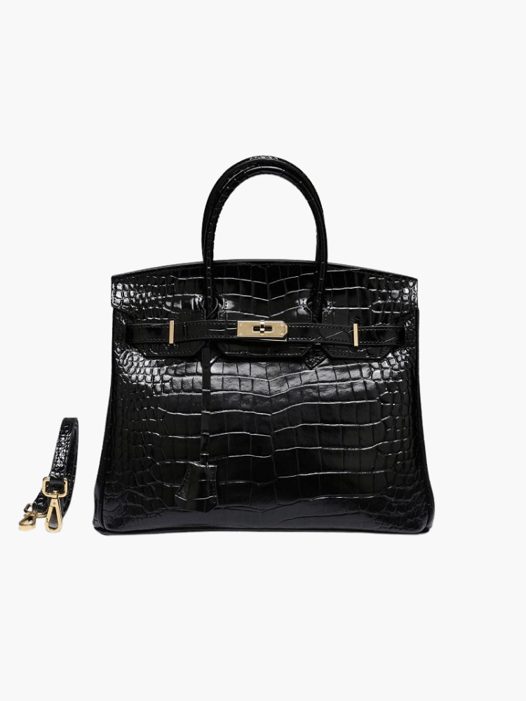 Everyday elegant women's leather shoulder bag, a chic luxury fashion statement.