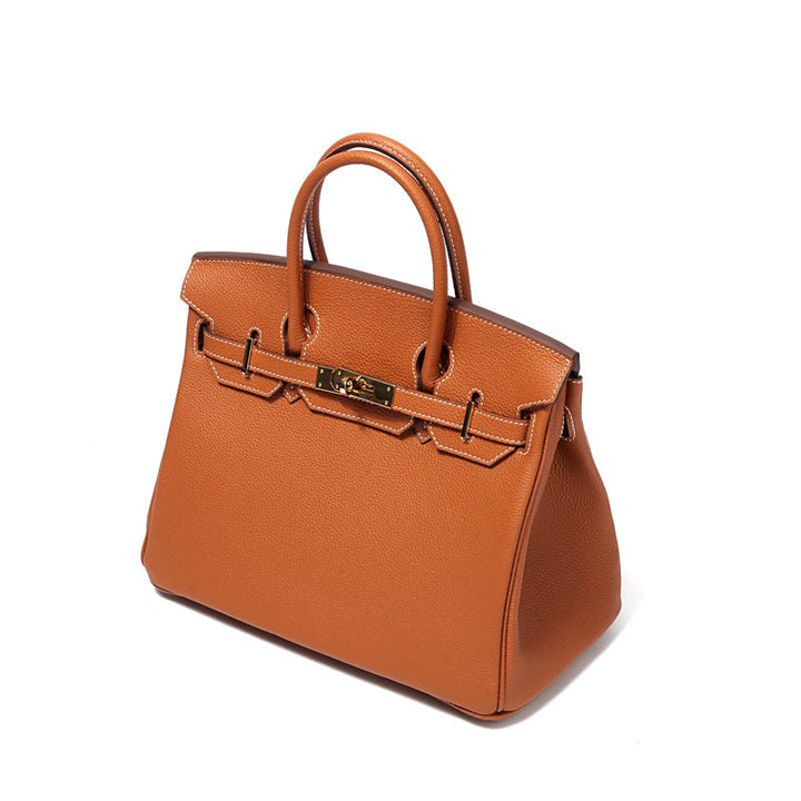 Classic luxury leather purse for women, perfect for elegant daily wear.
