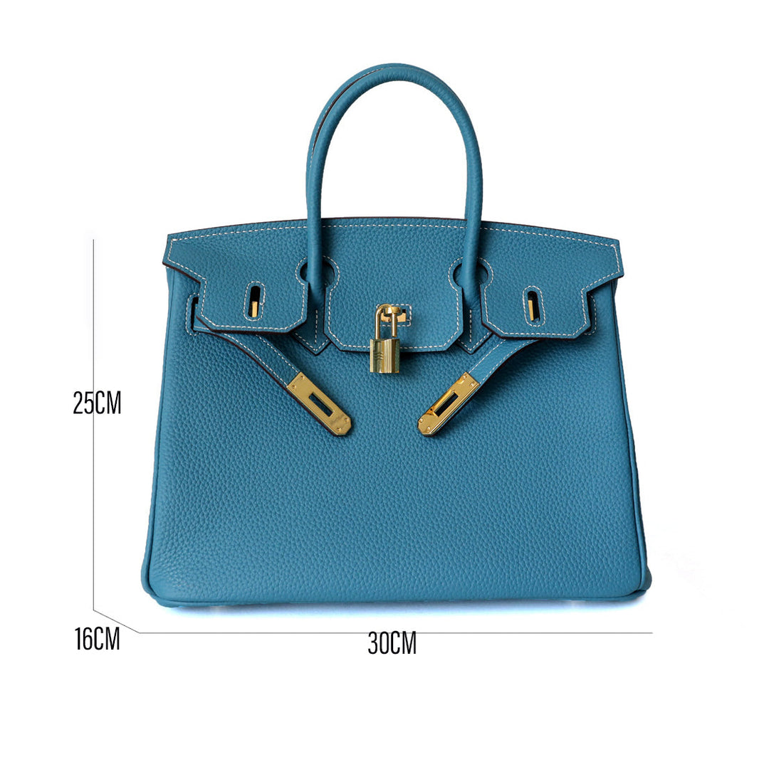 Refined genuine leather women's bag, elegant and practical for daily fashion.