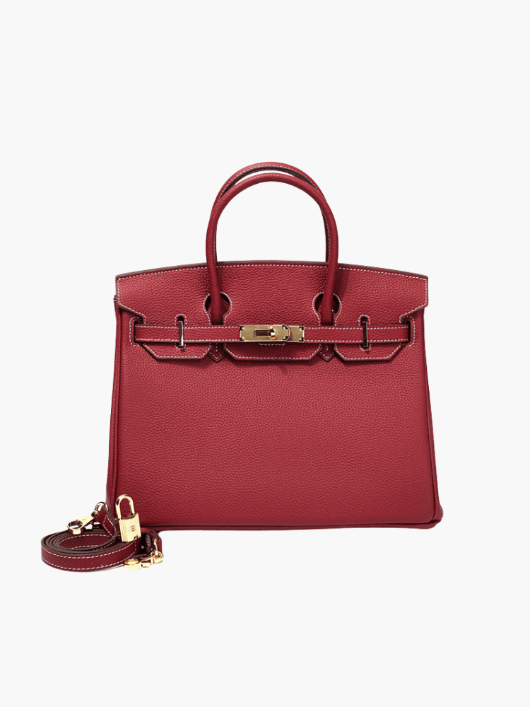 Fashionable women's leather purse, a chic and organized luxury everyday bag.