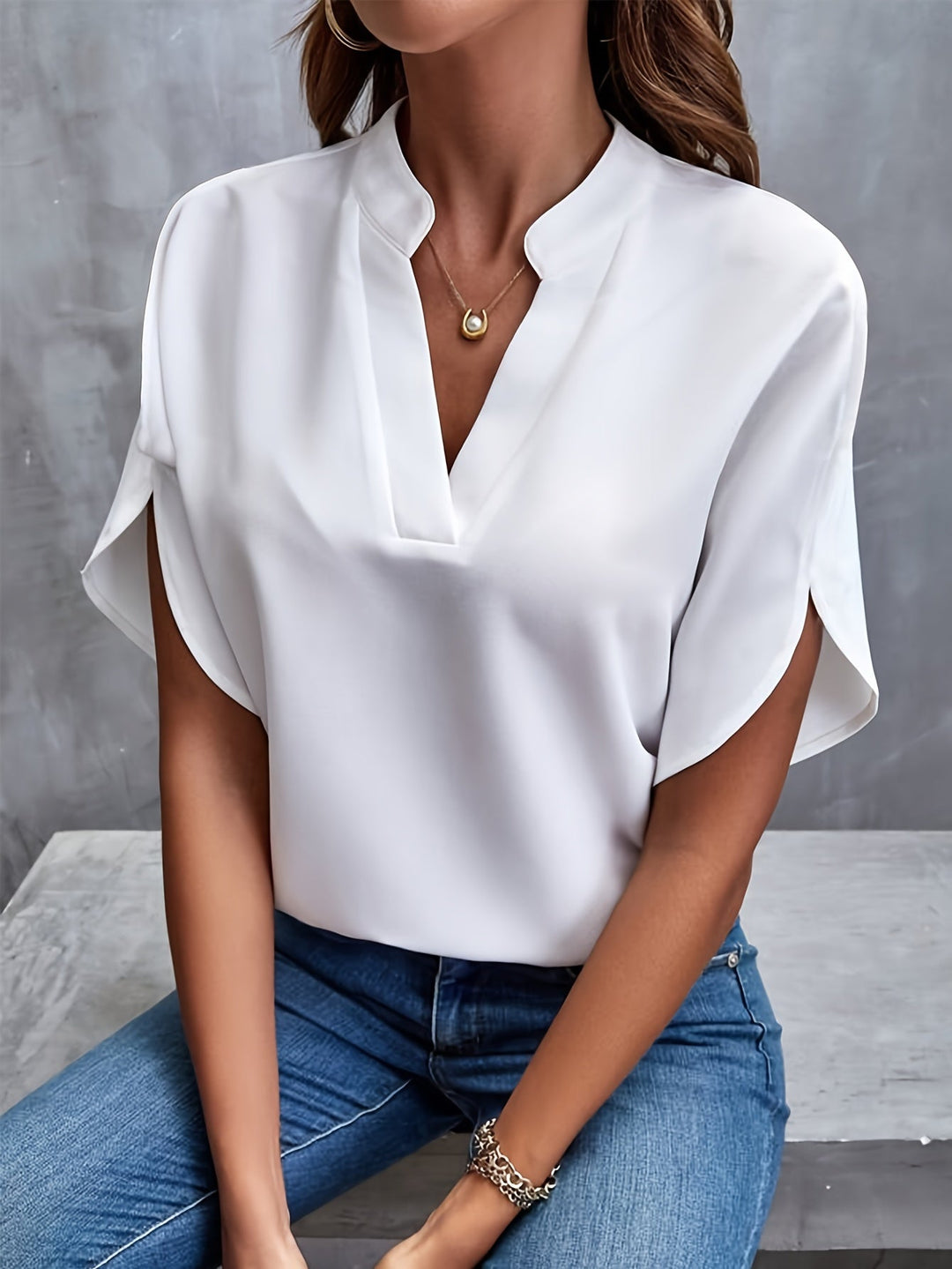 Elegant lightweight women's blouse for versatile spring & summer style.